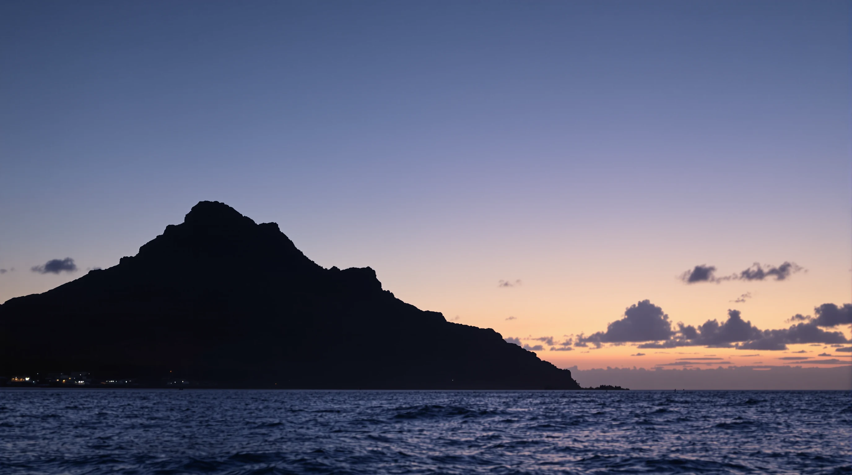 Honolulu, HI (Oahu) — editorial hero