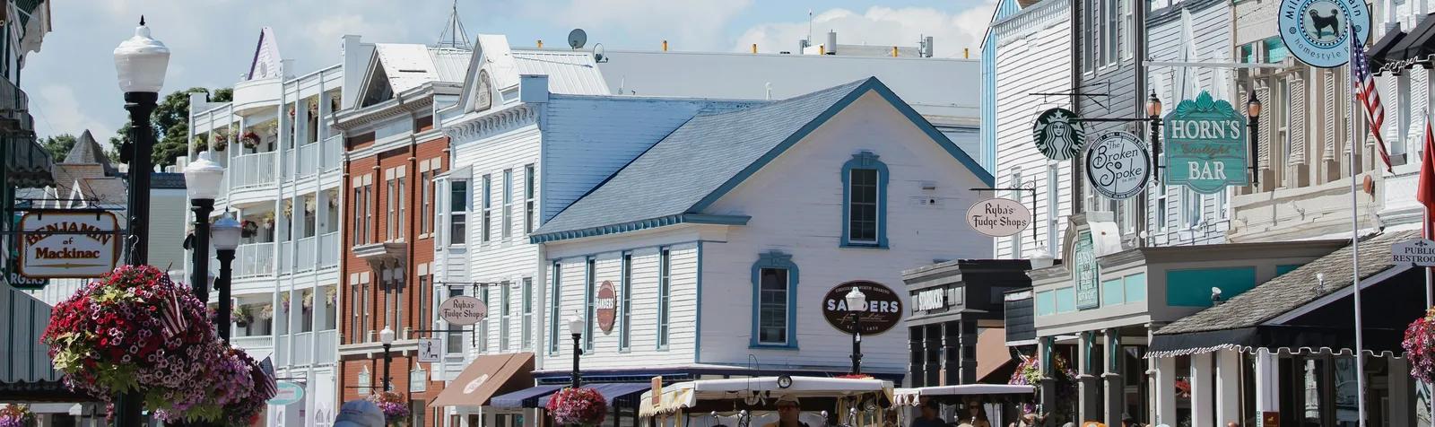 Mackinac Island, MI — editorial hero